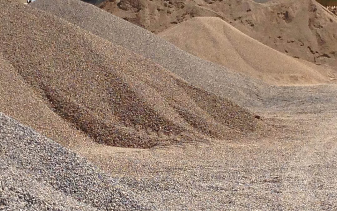 4 Huge Benefits of Buying Gravel and Dirt In Bulk And Avoiding Large Box Retailers…