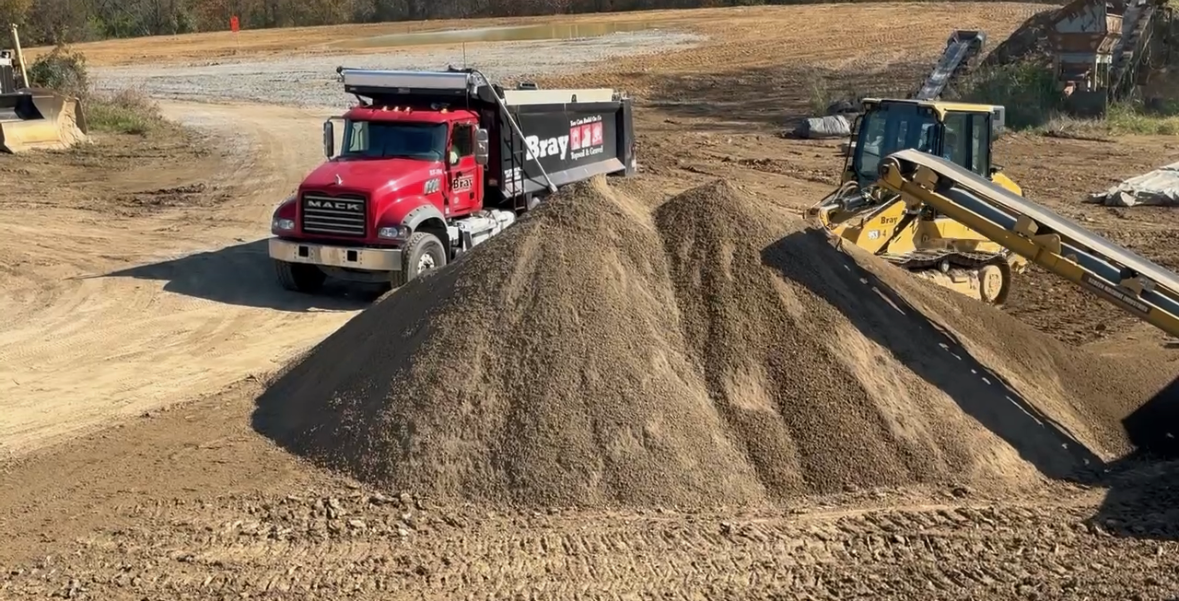 commercial topsoil delivery